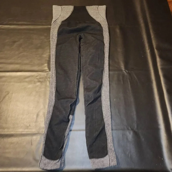 Spanx Womens Black Gray Look At Me‎ Now Seamless Leggings XL - Picture 1 of 4